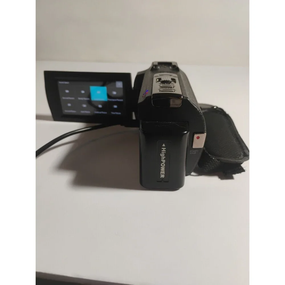 4K Ultra-HD 48 Mega Pixels Video Camcorder with Accessories And Camera Bag